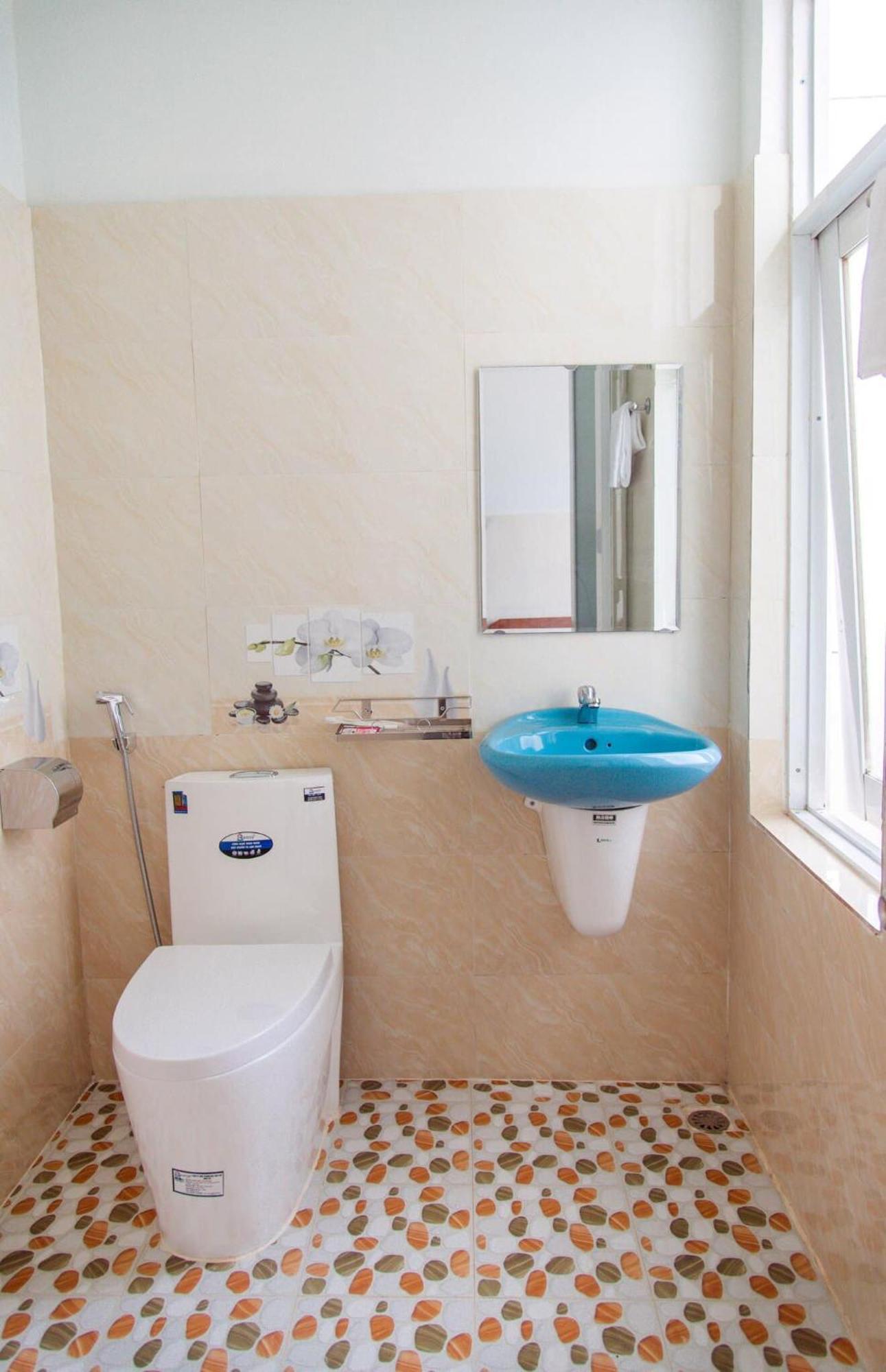 Thu Hien Hotel Pleiku - By Bay Luxury Plei Holang Экстерьер фото